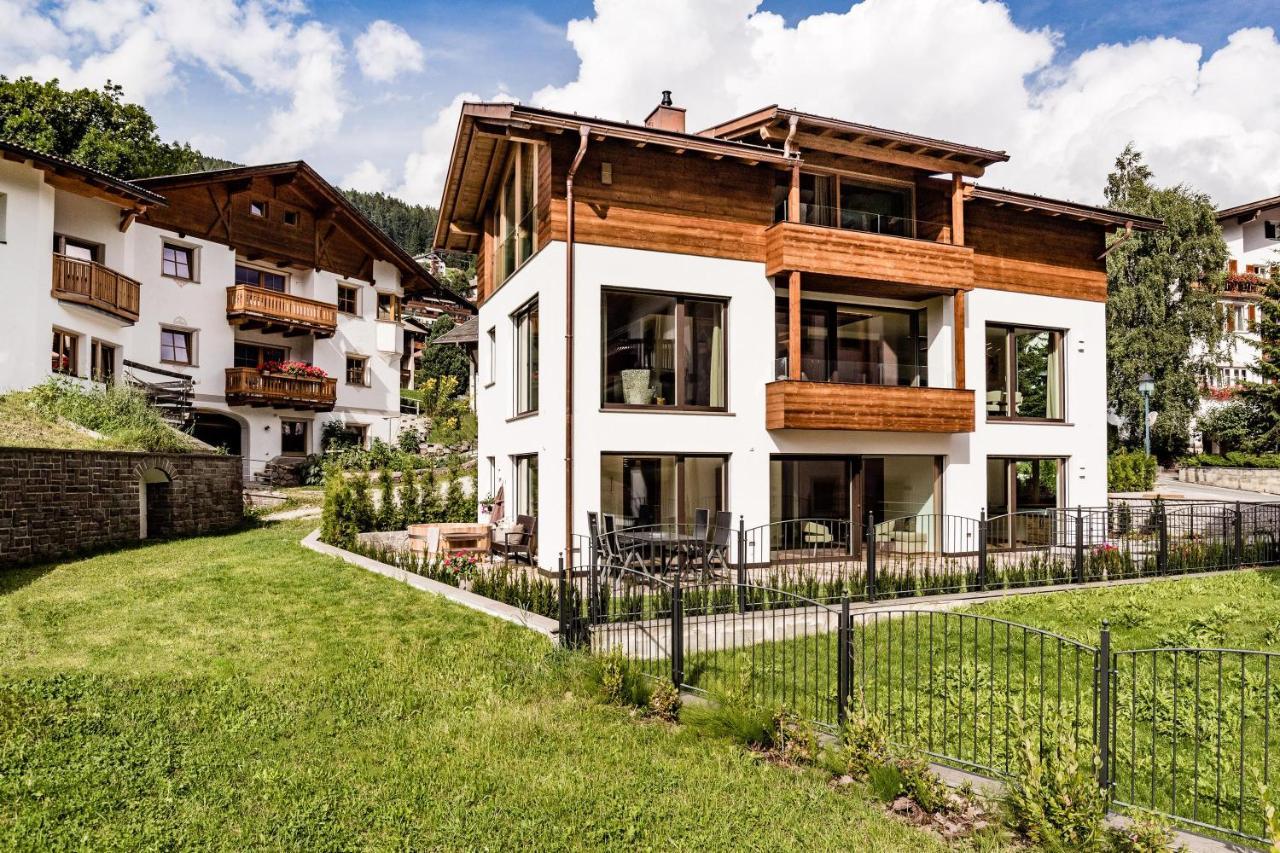 Villa Paruda Mountainchalet St. Ulrich in Gröden Exterior foto